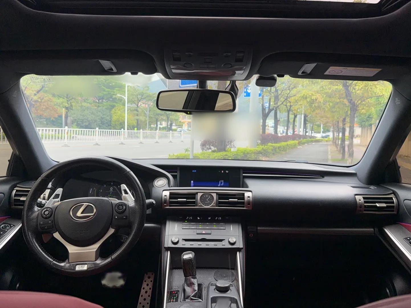 Lexus IS 2015 200t F SPORT — миниатюра 21