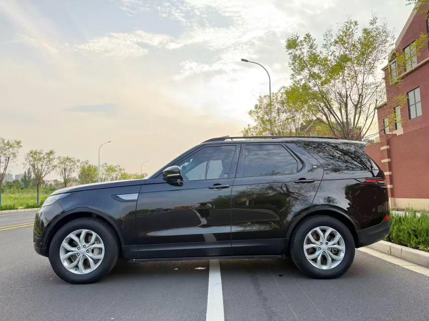 Land Rover Discovery 2018 3.0 SC V6 SE — миниатюра 11