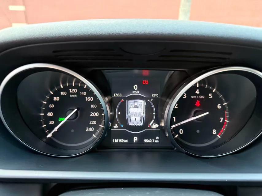 Land Rover Discovery 2018 3.0 SC V6 SE — миниатюра 16
