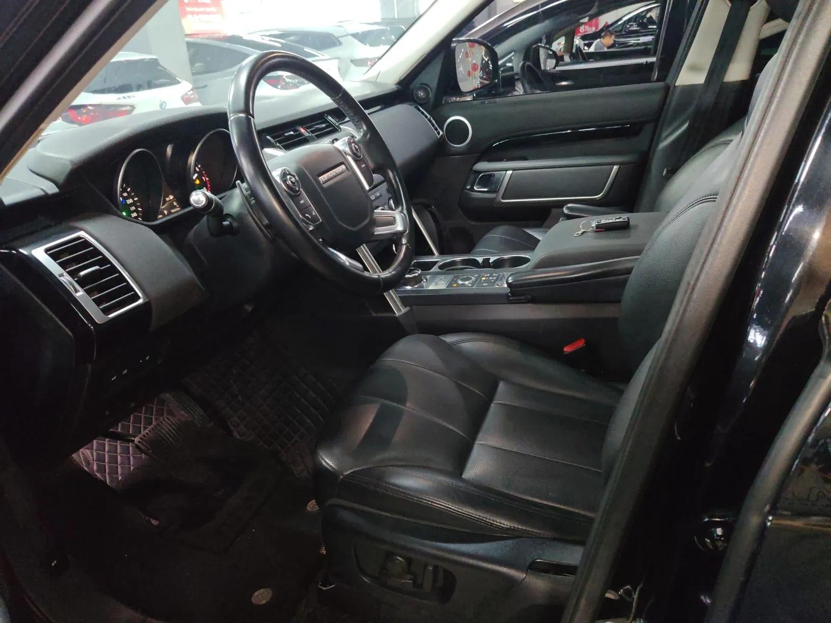 Land Rover Discovery 2018 3.0 SC V6 SE — миниатюра 19