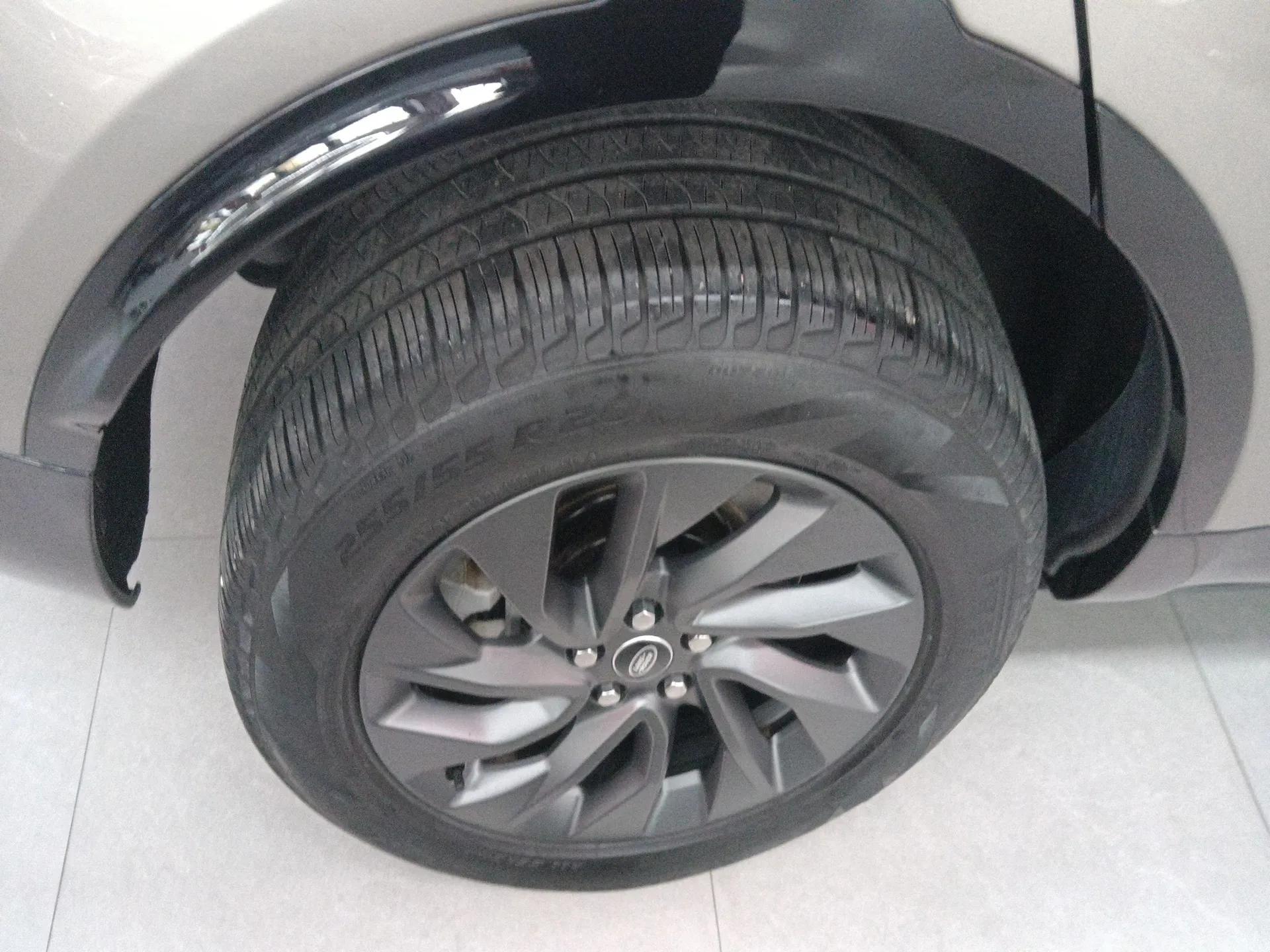 Land Rover Discovery 2023 Revised Version 360 PS R-Dynamic S — миниатюра 10