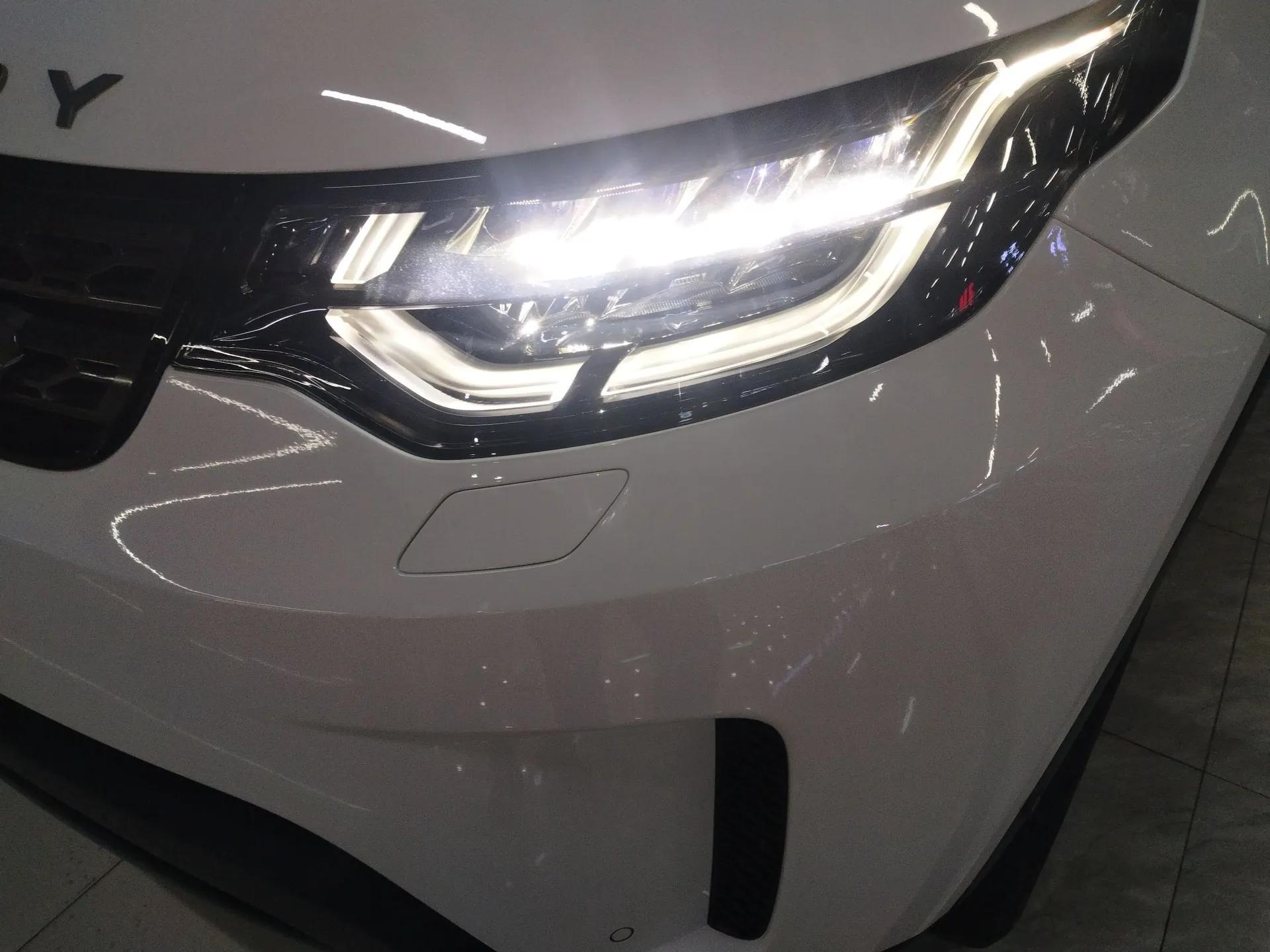 Land Rover Discovery 2019 3.0 SC V6 SE — миниатюра 9