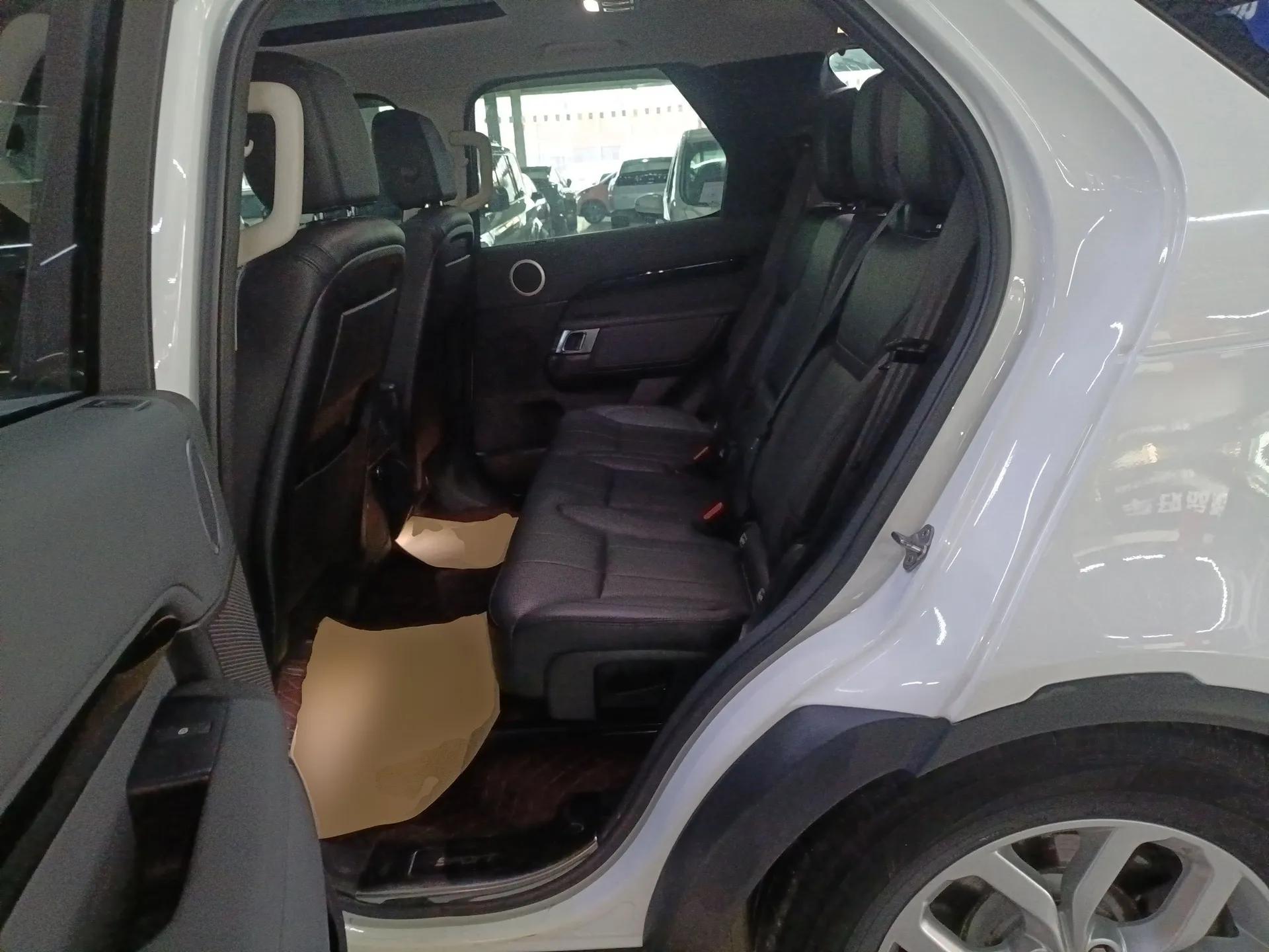 Land Rover Discovery 2017 3.0 SC V6 SE — миниатюра 19