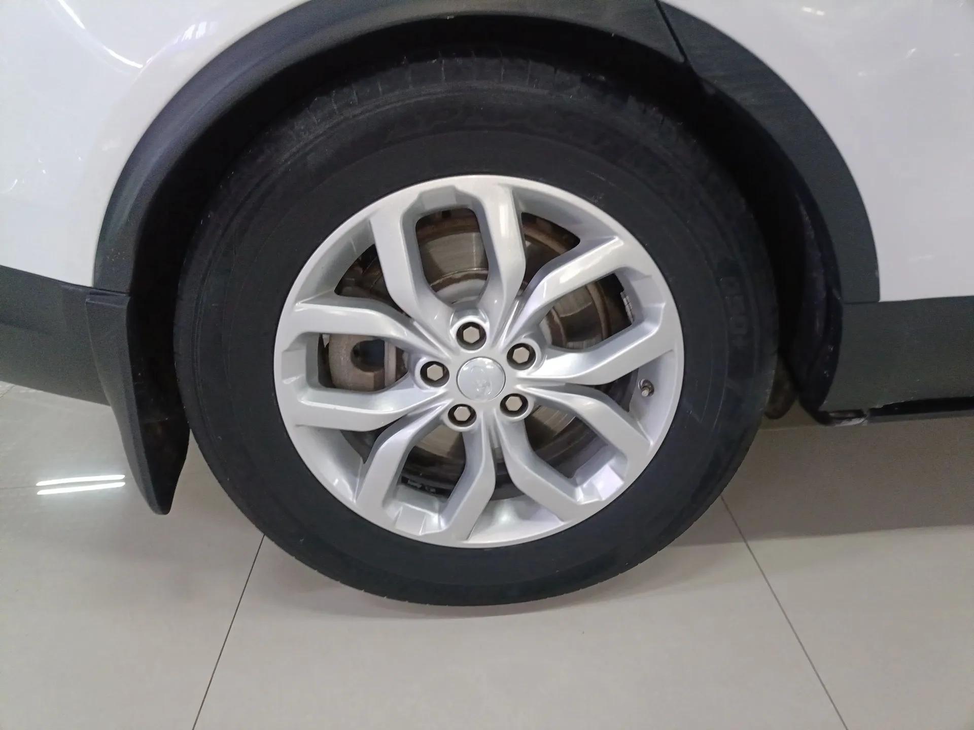 Land Rover Discovery 2017 3.0 SC V6 SE — миниатюра 10