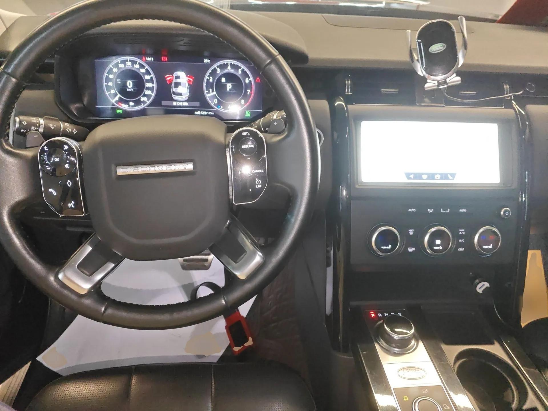 Land Rover Discovery 2020 3.0 SC V6 SE — миниатюра 13