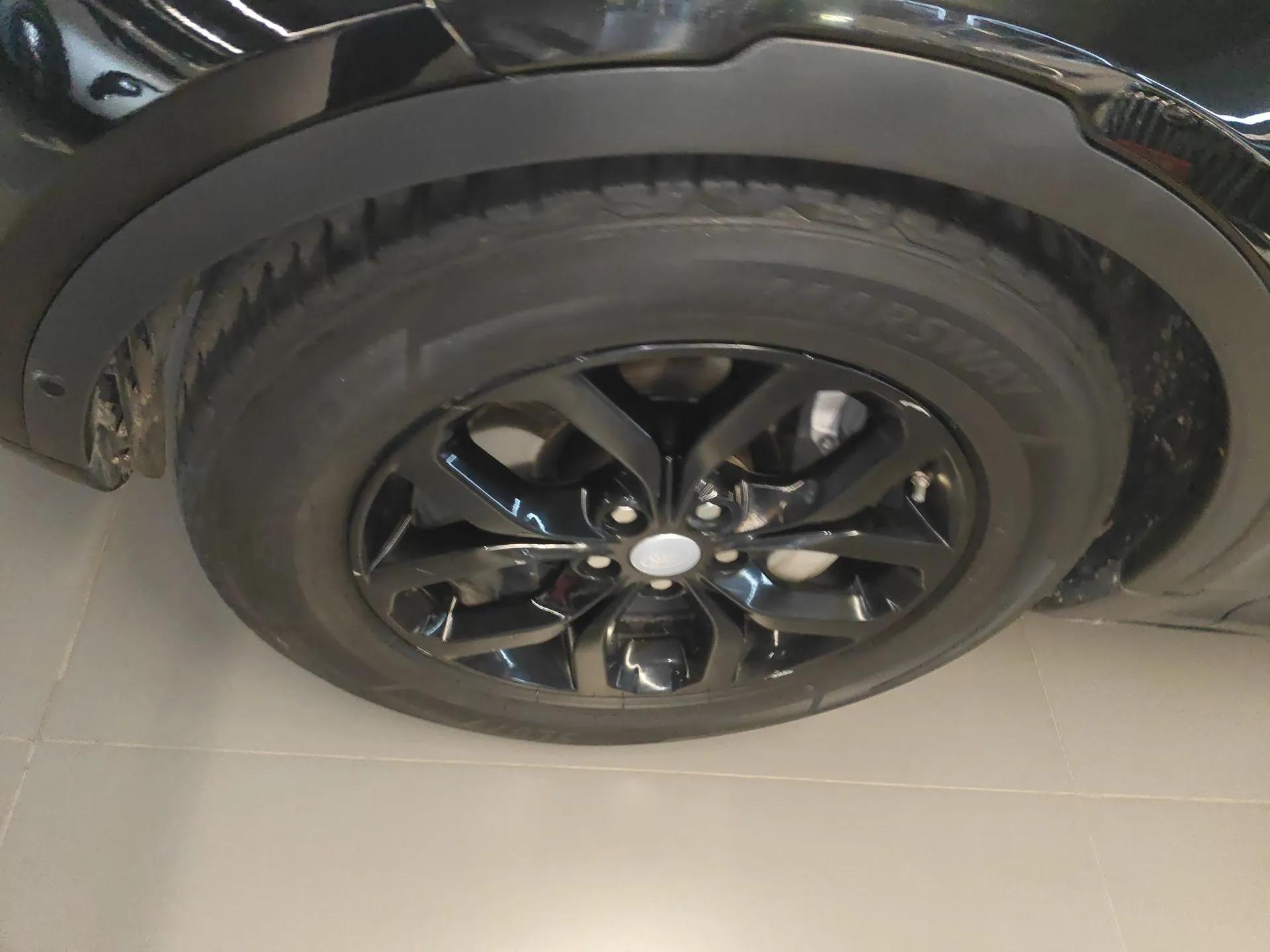 Land Rover Discovery 2020 3.0 SC V6 SE — миниатюра 8