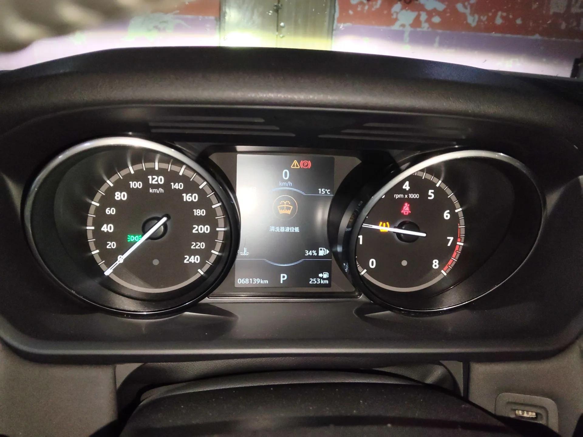 Land Rover Discovery 2017 3.0 SC V6 SE — миниатюра 12