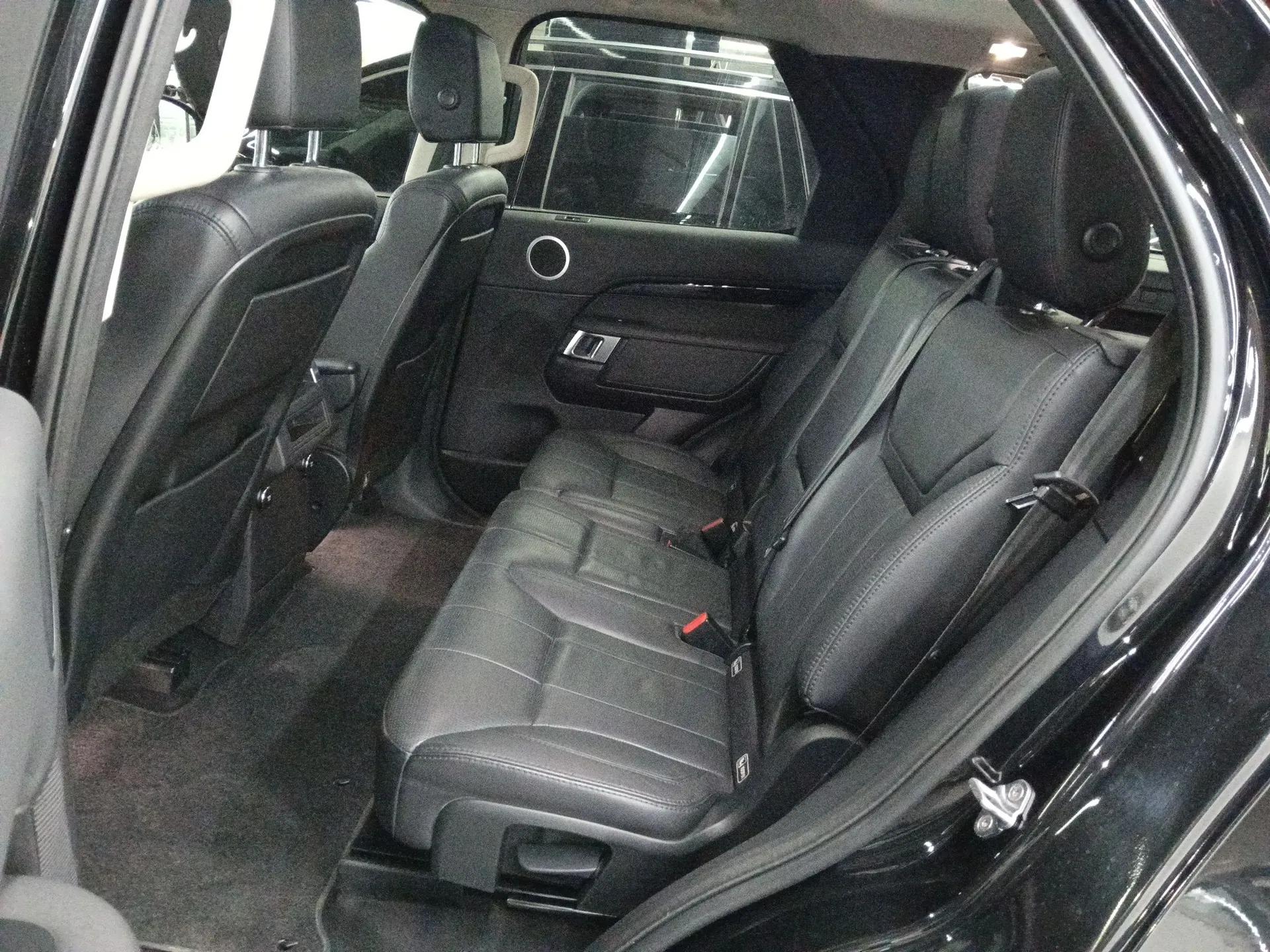 Land Rover Discovery 2018 3.0 SC V6 SE — миниатюра 20