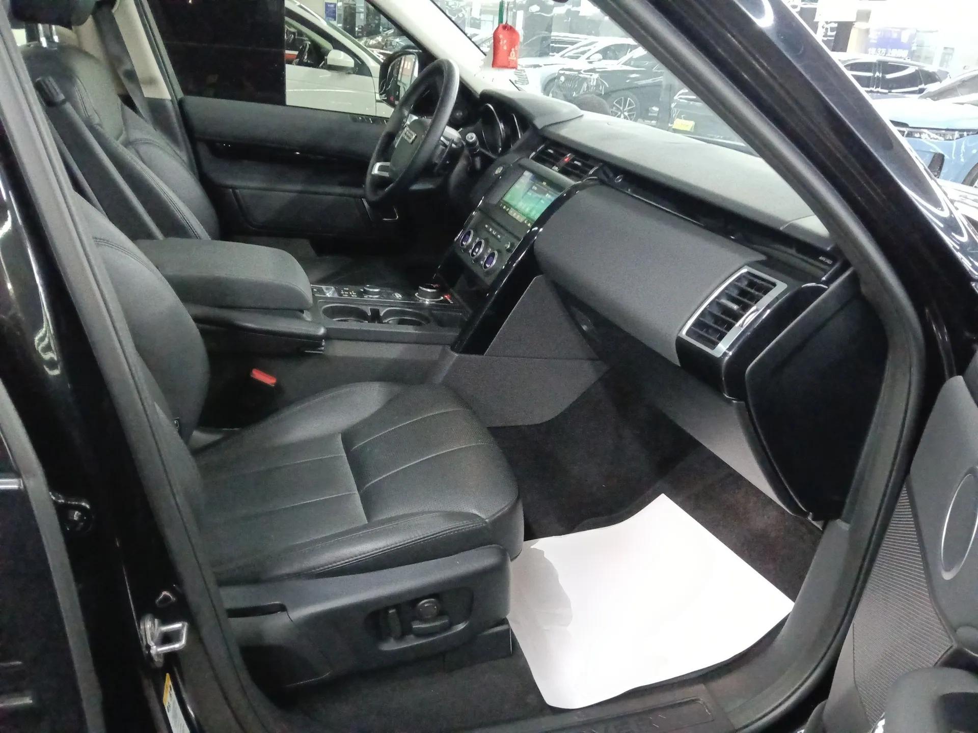 Land Rover Discovery 2018 3.0 SC V6 SE — миниатюра 23
