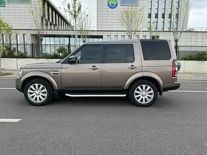 Land Rover Discovery 2014 3.0 SC V6 HSE — миниатюра 4