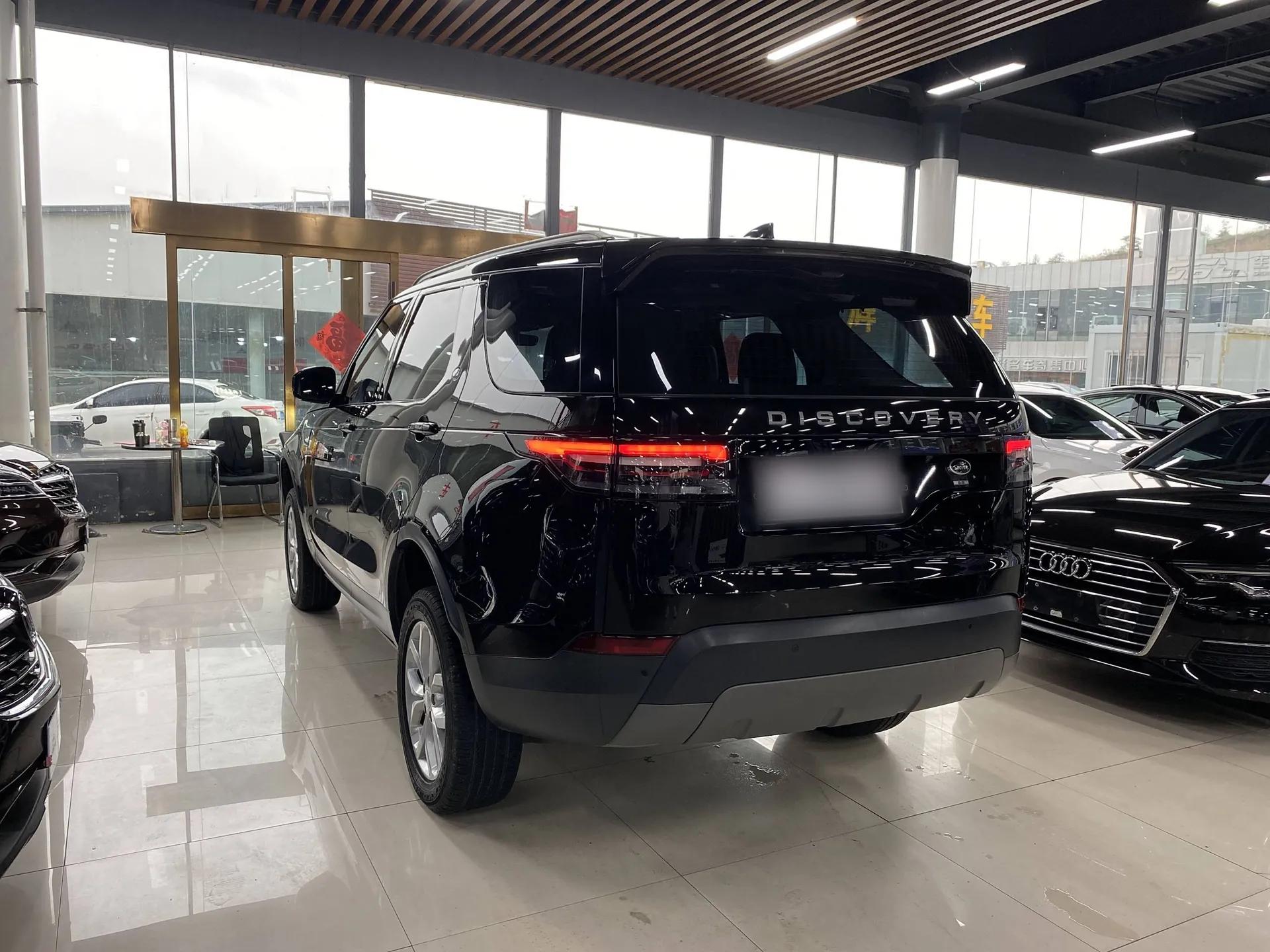 Land Rover Discovery 2017 3.0 SC V6 S — миниатюра 4