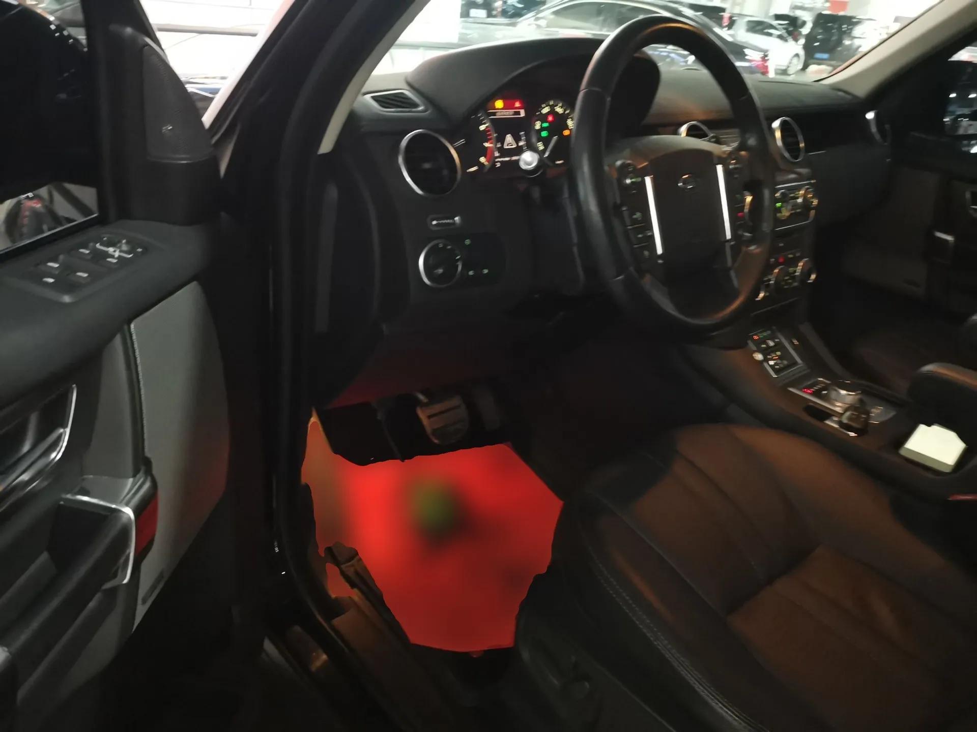 Land Rover Discovery 2015 3.0 SC V6 SE — миниатюра 19