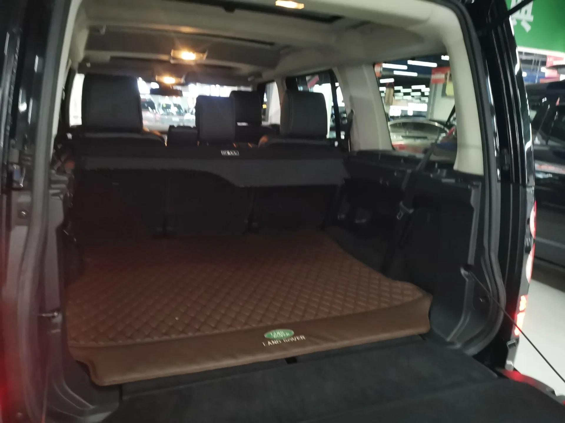Land Rover Discovery 2015 3.0 SC V6 SE — миниатюра 22