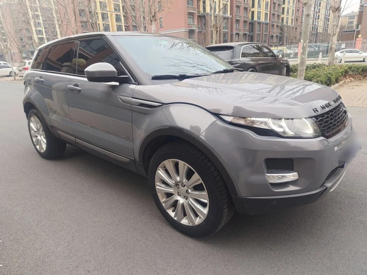 Land Rover Range Evoque 2015 2.0T Five-Door Zhiyao Edition — миниатюра 3