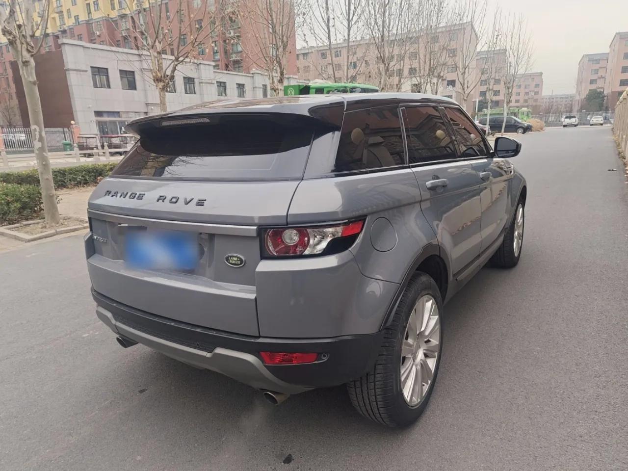 Land Rover Range Evoque 2015 2.0T Five-Door Zhiyao Edition — миниатюра 4