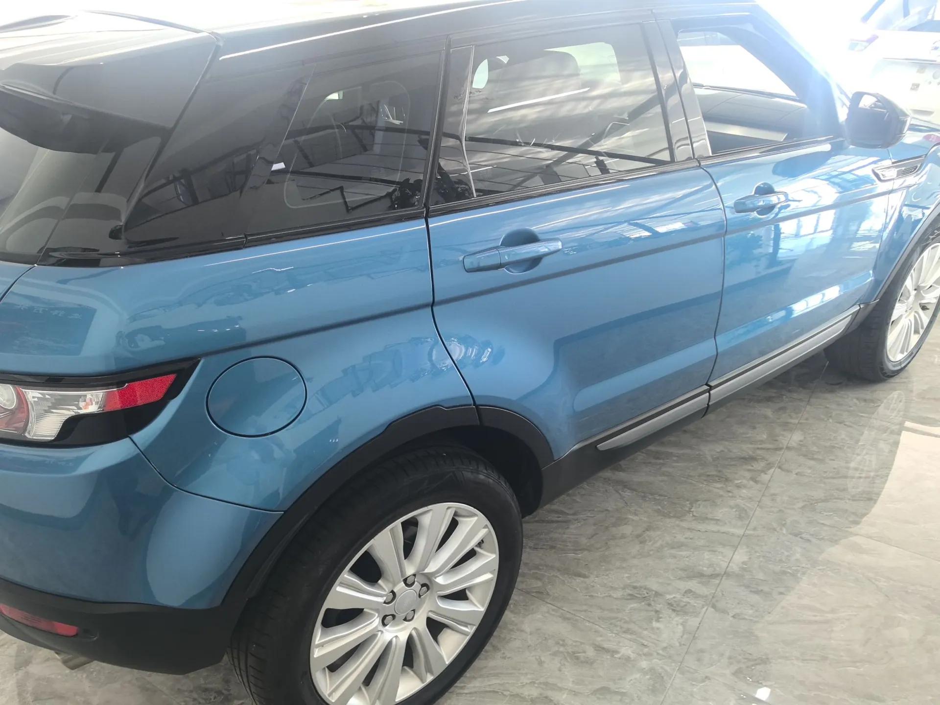 Land Rover Range Evoque 2015 2.0T Five-Door Zhiyao Edition — миниатюра 4