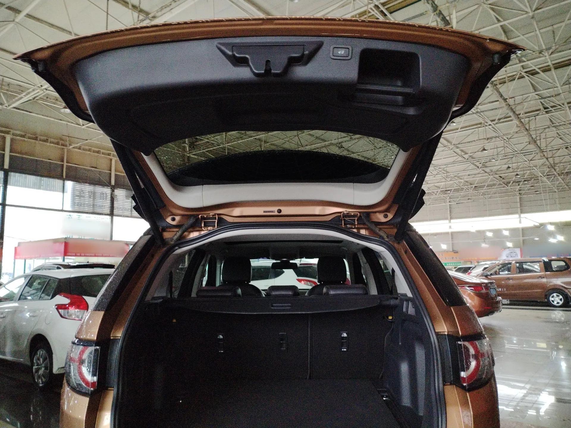 Land Rover Discovery Sport 2016 2.0T Limited-Edition Launch — миниатюра 22