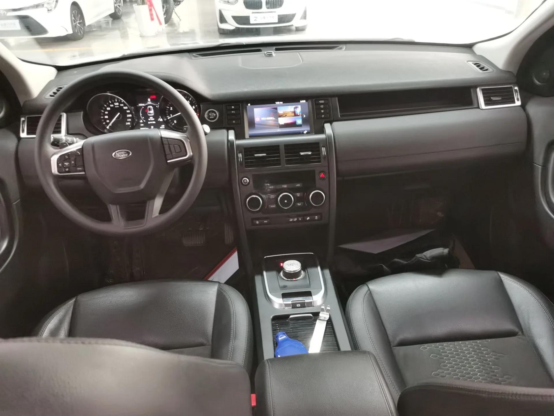 Land Rover Discovery Sport 2018 240 PS PURE Edition — миниатюра 13