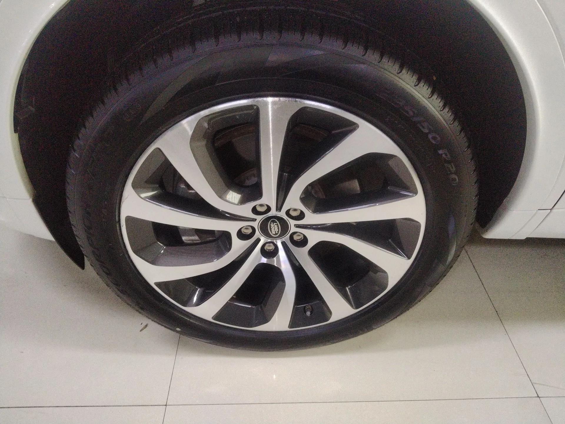 Land Rover Discovery Sport 2020 249 PS R-Dynamic Performance Edition — миниатюра 8