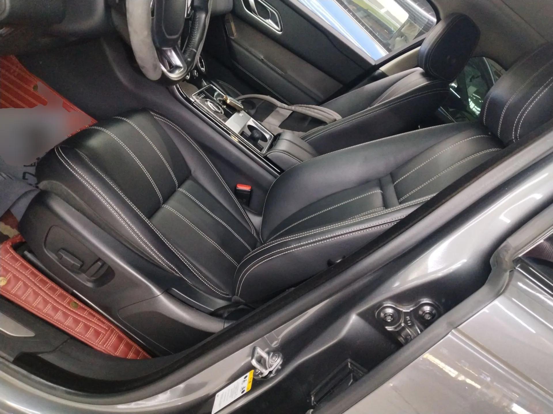 Land Rover Range Velar 2018 P380 S — миниатюра 17