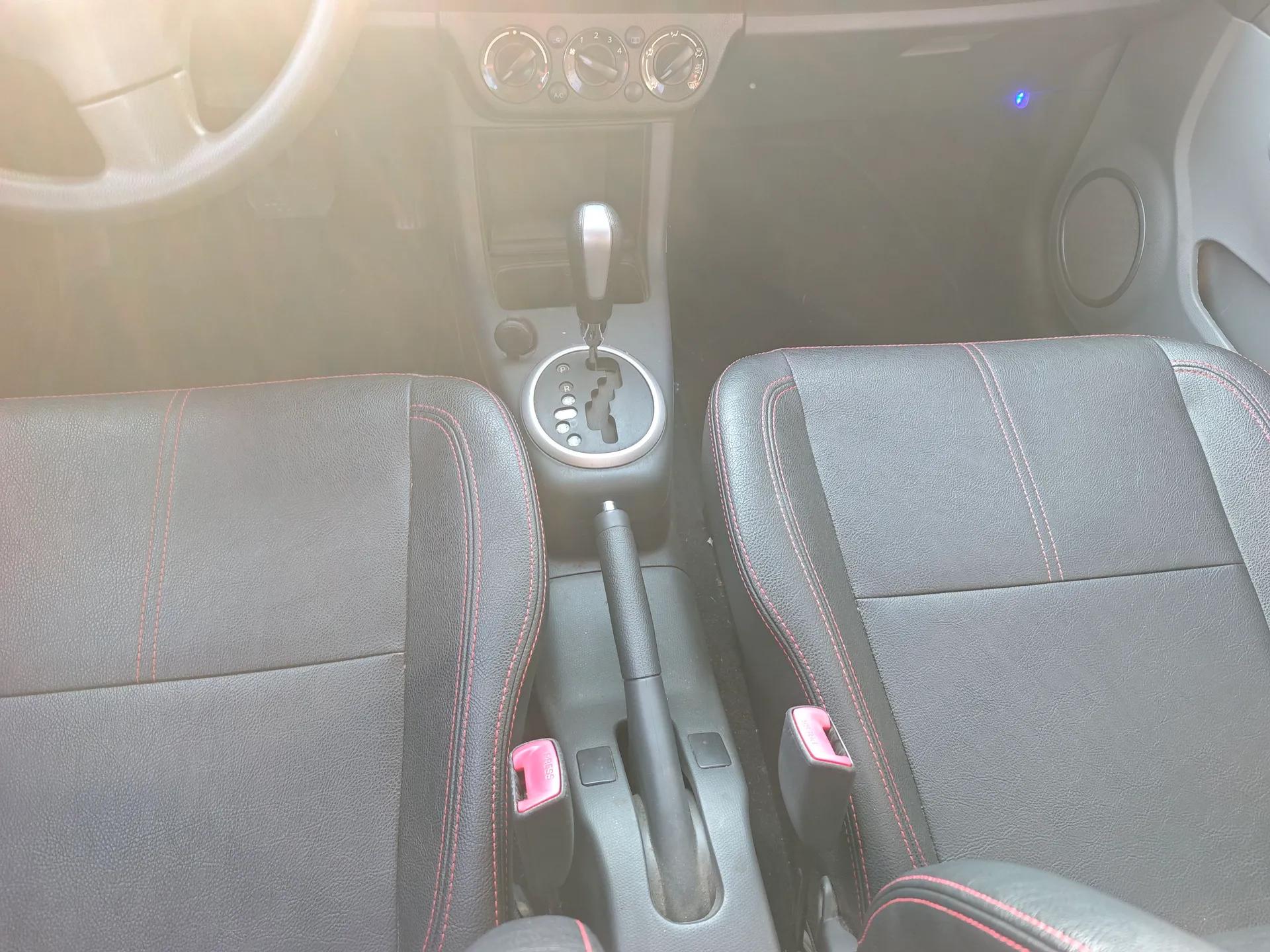 Suzuki Swift 2013 1.5L Automatic 20th Anniversary Limited Edition — миниатюра 11