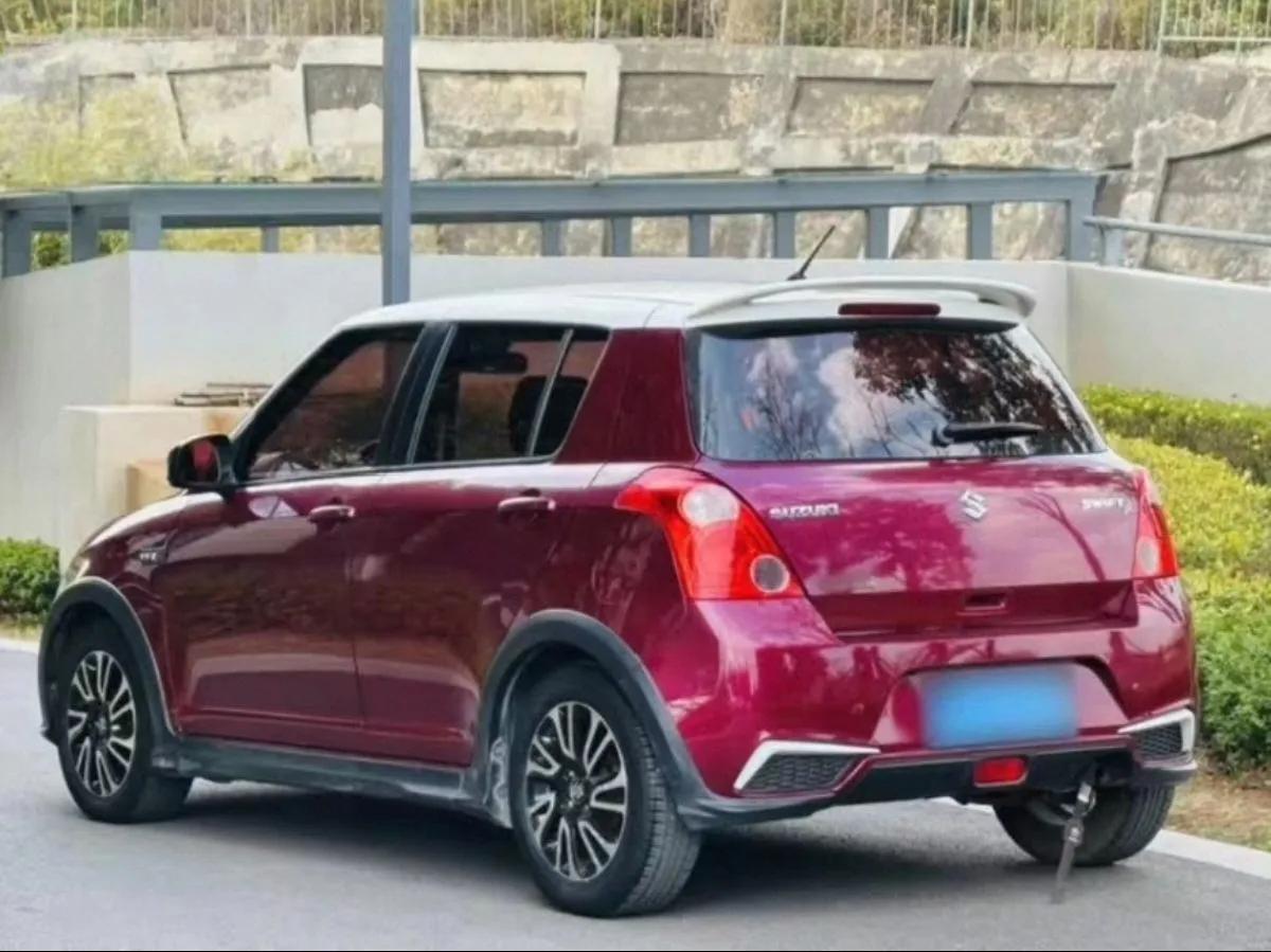 Suzuki Swift 2013 1.5L Automatic 20th Anniversary Limited Edition — миниатюра 4
