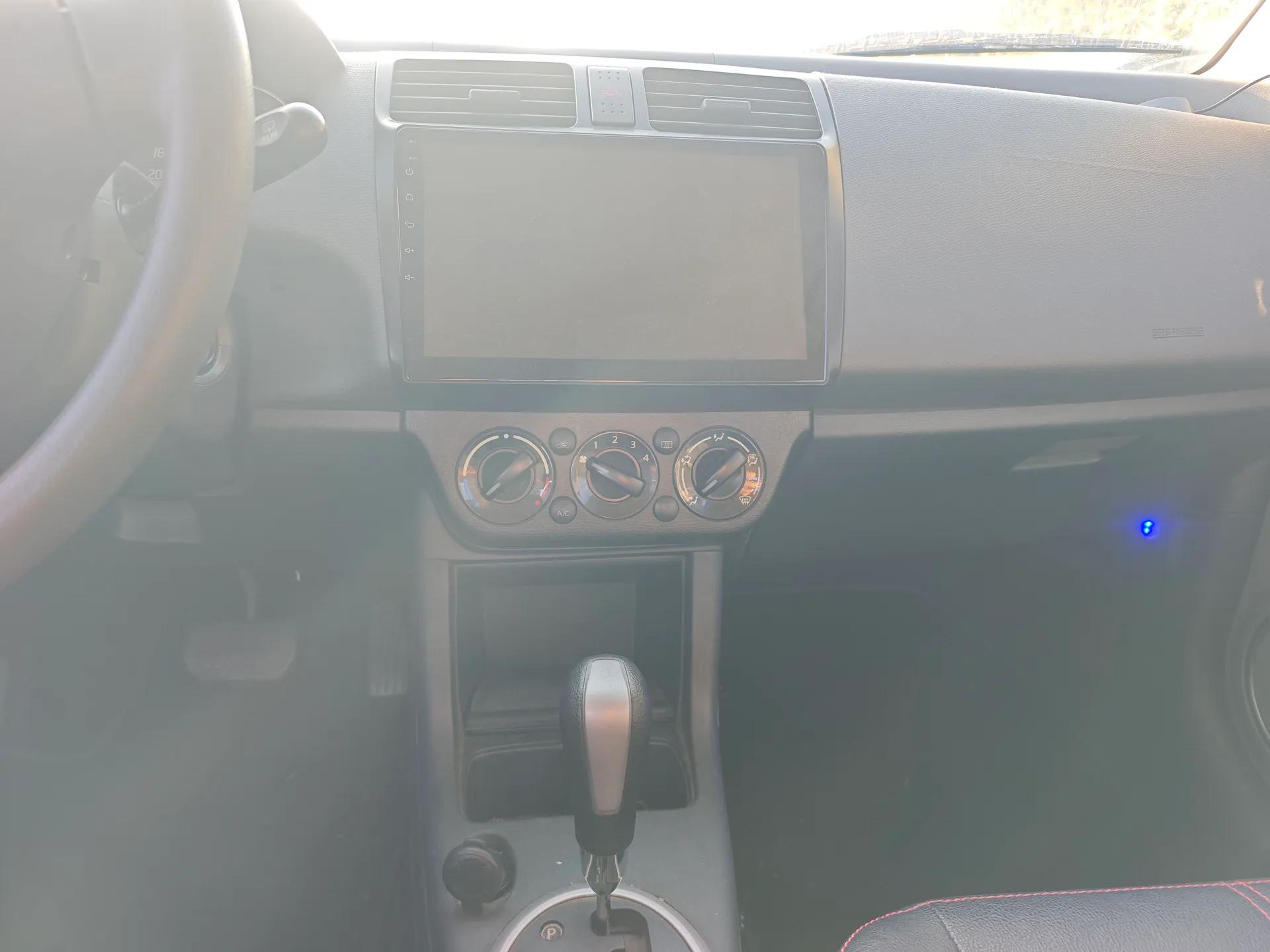 Suzuki Swift 2013 1.5L Automatic 20th Anniversary Limited Edition — миниатюра 10