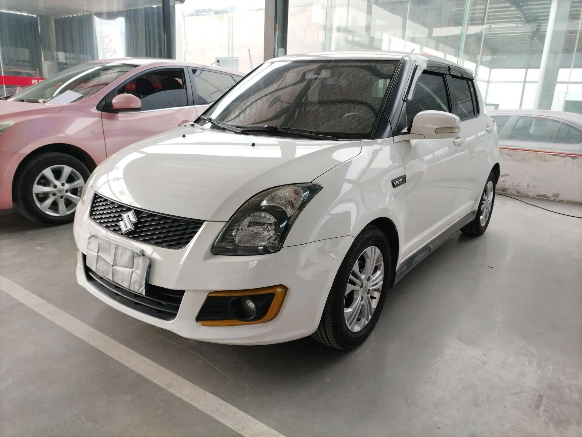 Suzuki Swift 2014 1.5L Automatic Fashion Edition — миниатюра 1