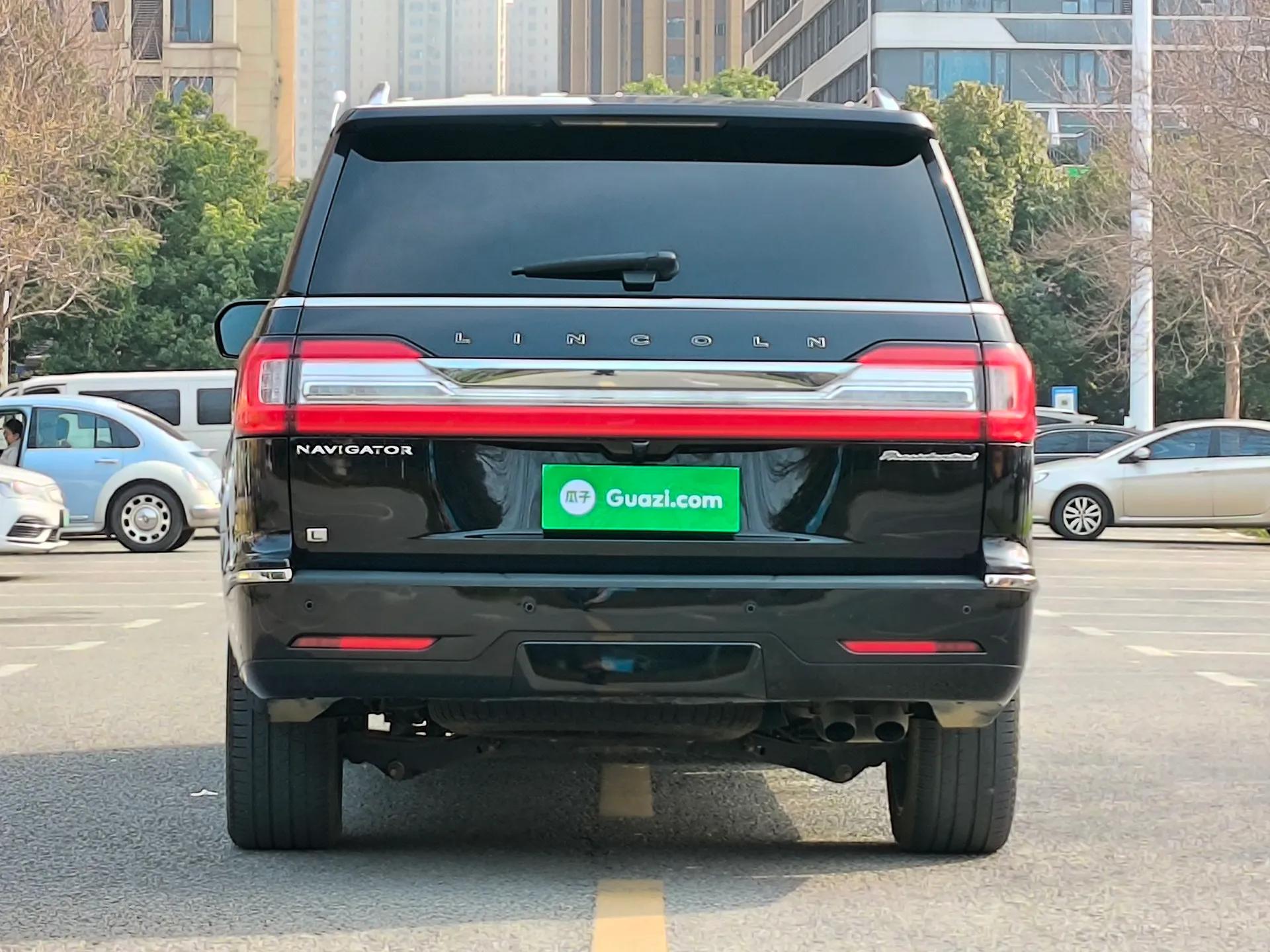 Lincoln Navigator 2020 3.5T Long-Wheelbase Presidential Edition — миниатюра 5