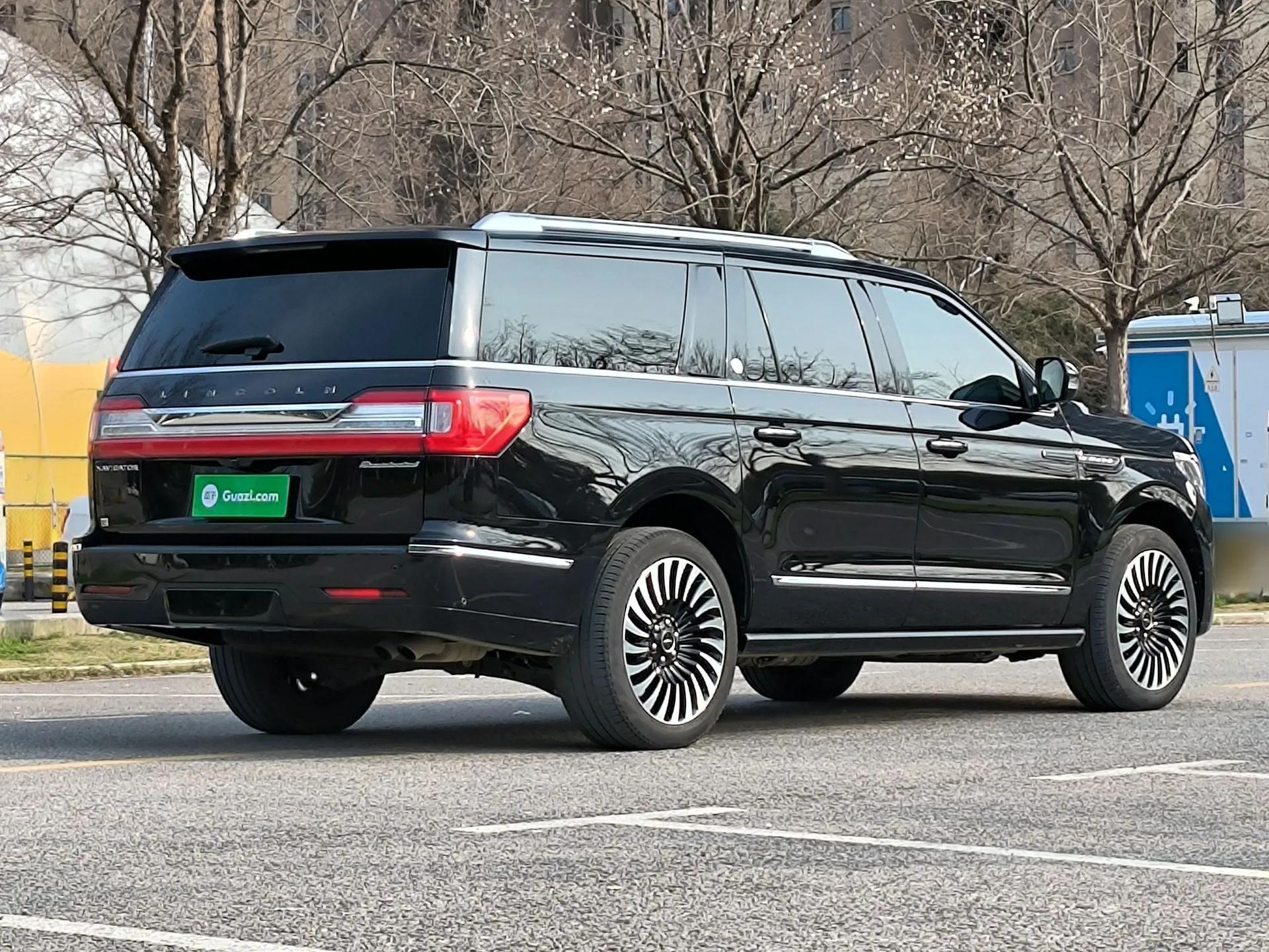 Lincoln Navigator 2020 3.5T Long-Wheelbase Presidential Edition — миниатюра 6