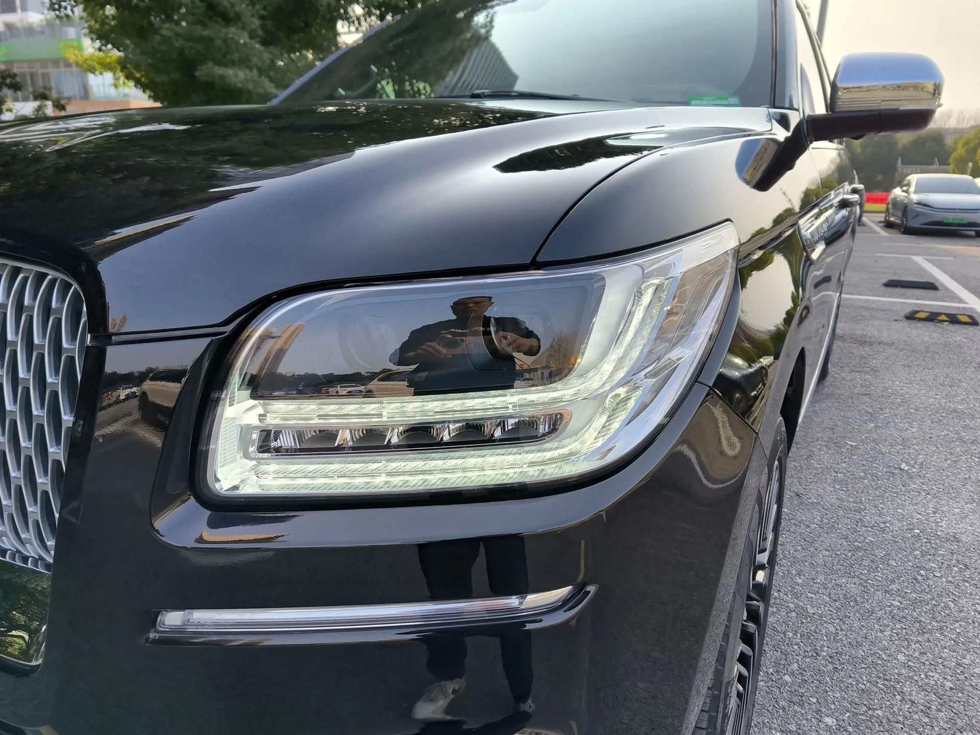 Lincoln Navigator 2020 3.5T Long-Wheelbase Presidential Edition — миниатюра 9