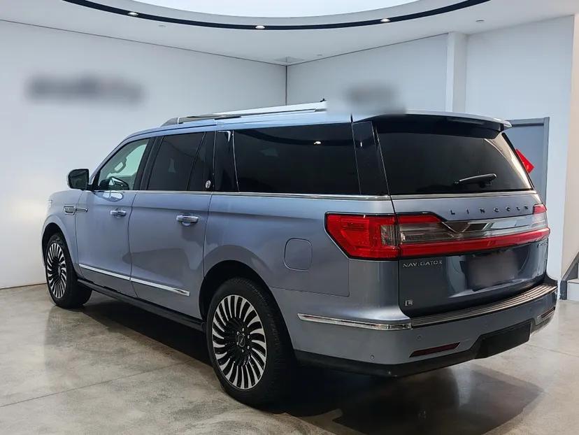 Lincoln Navigator 2020 3.5T Long-Wheelbase Presidential Edition — миниатюра 2