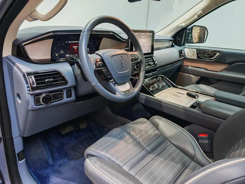 Lincoln Navigator 2020 3.5T Long-Wheelbase Presidential Edition — миниатюра 11