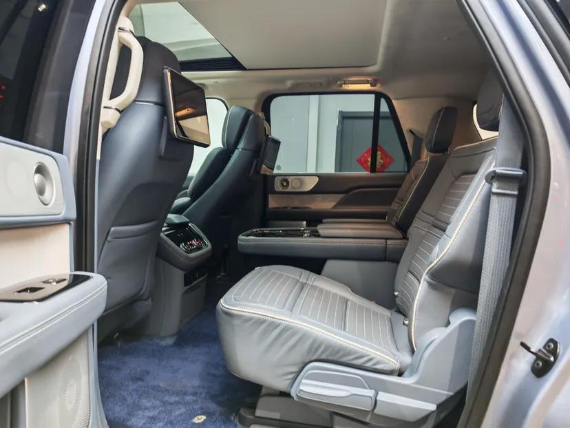 Lincoln Navigator 2020 3.5T Long-Wheelbase Presidential Edition — миниатюра 18