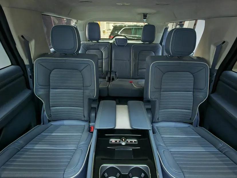 Lincoln Navigator 2020 3.5T Long-Wheelbase Presidential Edition — миниатюра 10