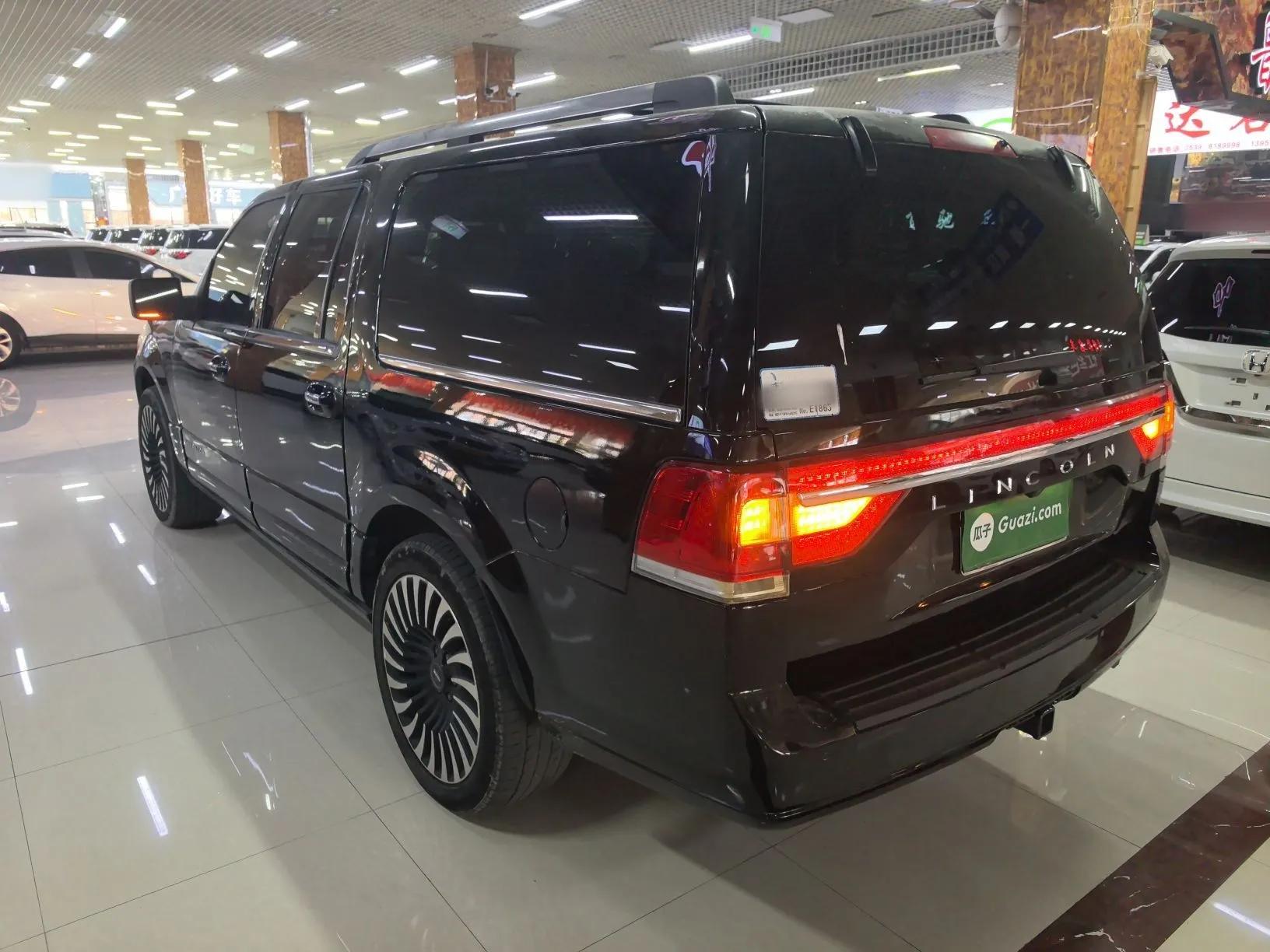 Lincoln Navigator 2017 3.5T AWD — миниатюра 4