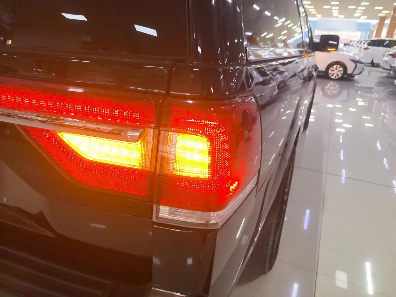 Lincoln Navigator 2017 3.5T AWD — миниатюра 7