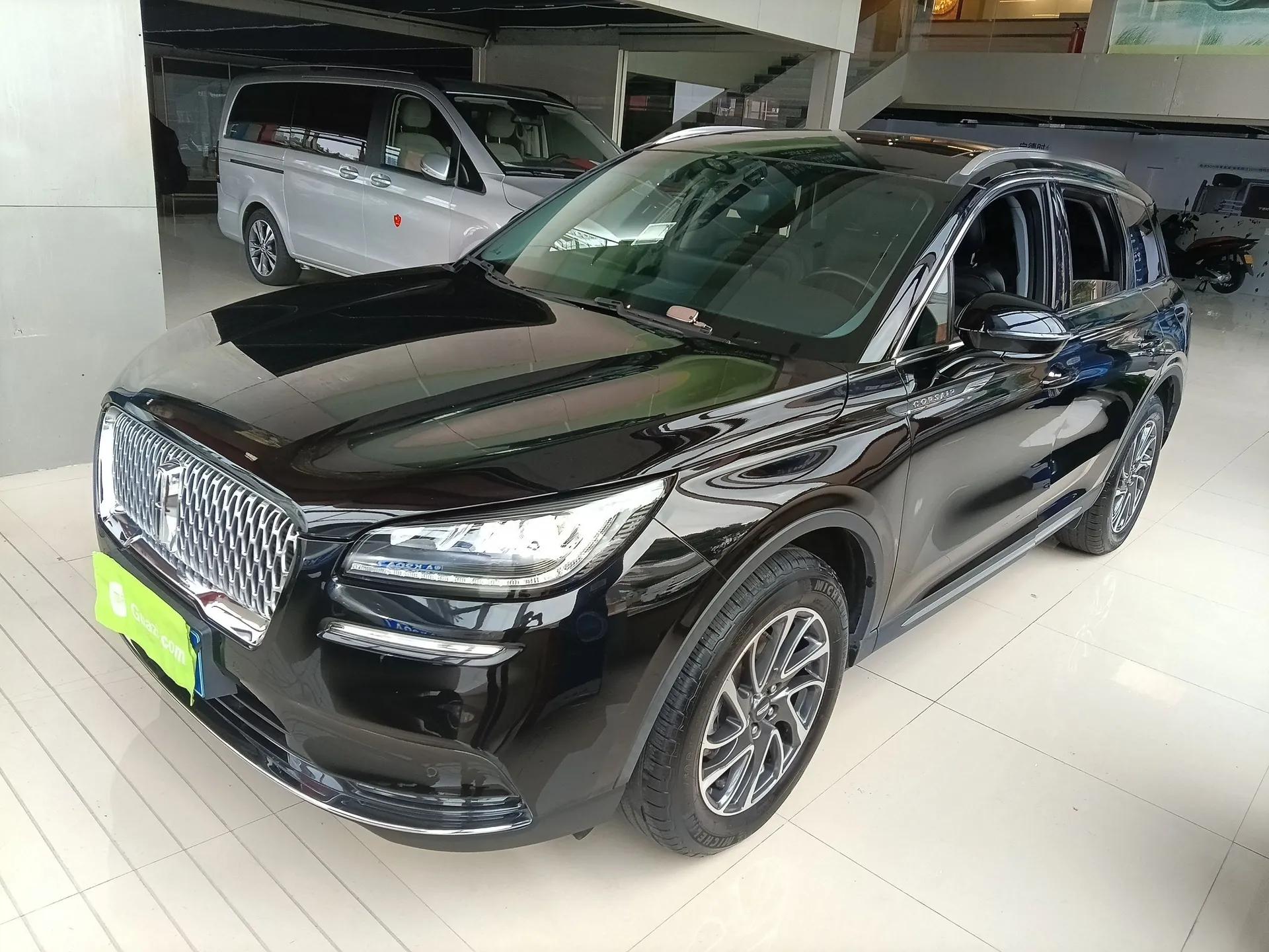 Lincoln Corsair 2022 Revised Version 2.0T Two-Wheel Drive Premium Edition — миниатюра 1