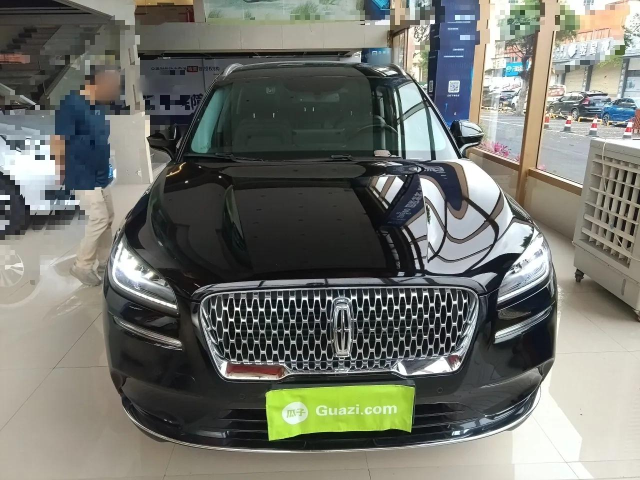 Lincoln Corsair 2022 Revised Version 2.0T Two-Wheel Drive Premium Edition — миниатюра 2