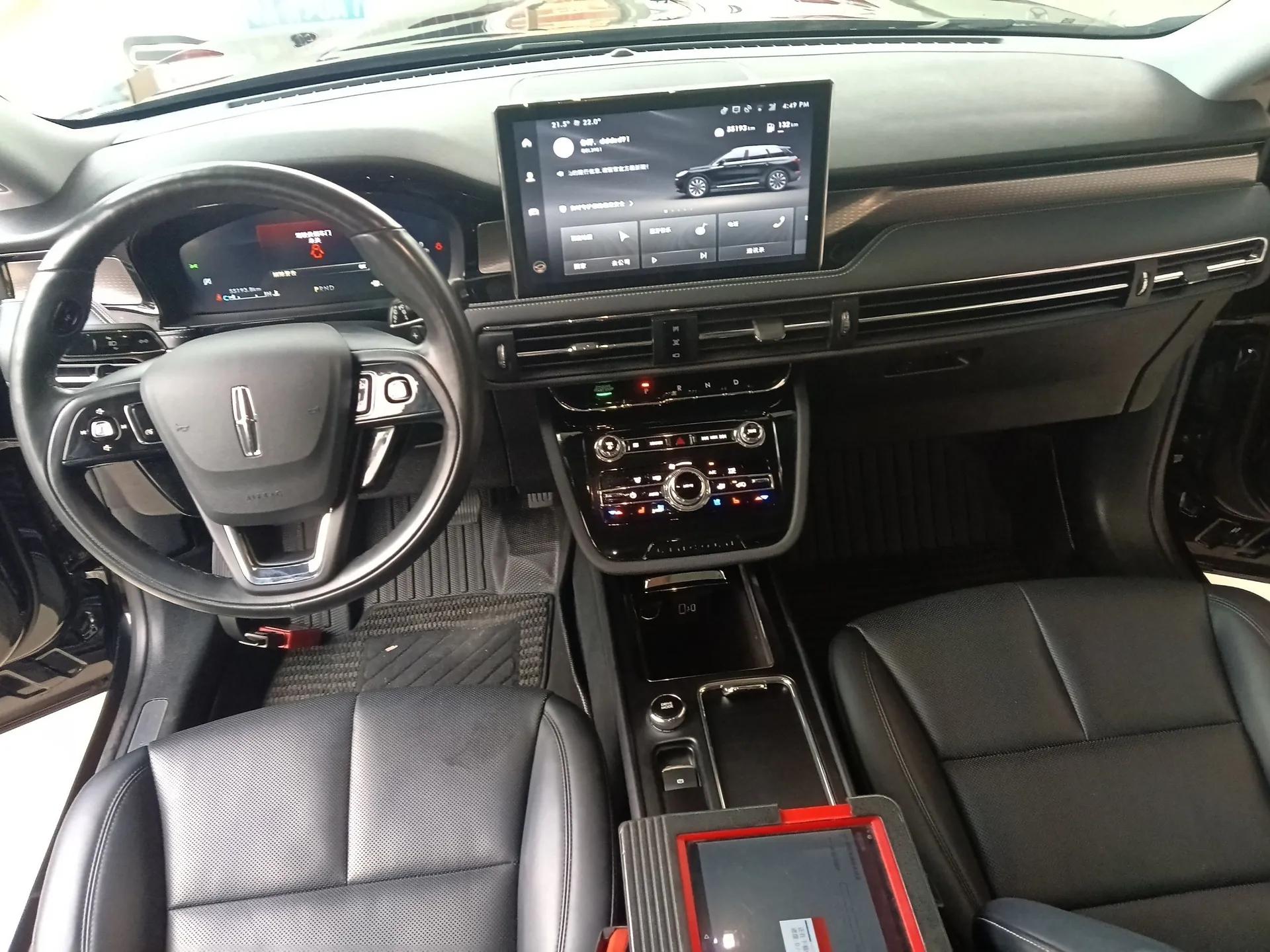 Lincoln Corsair 2022 Revised Version 2.0T Two-Wheel Drive Premium Edition — миниатюра 13