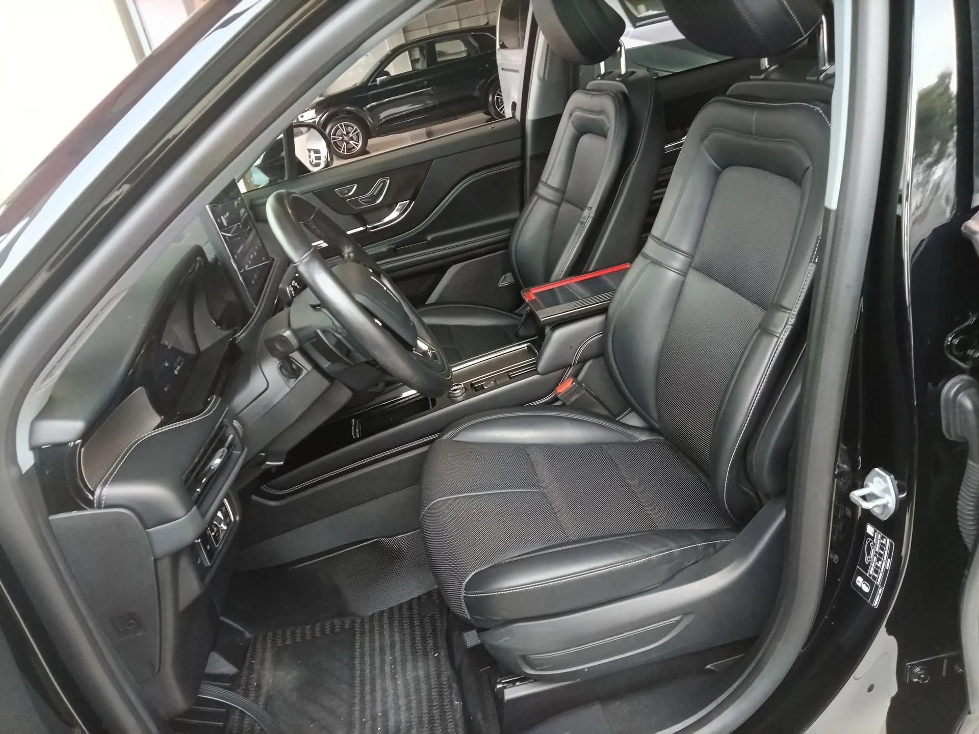 Lincoln Corsair 2022 Revised Version 2.0T Two-Wheel Drive Premium Edition — миниатюра 18