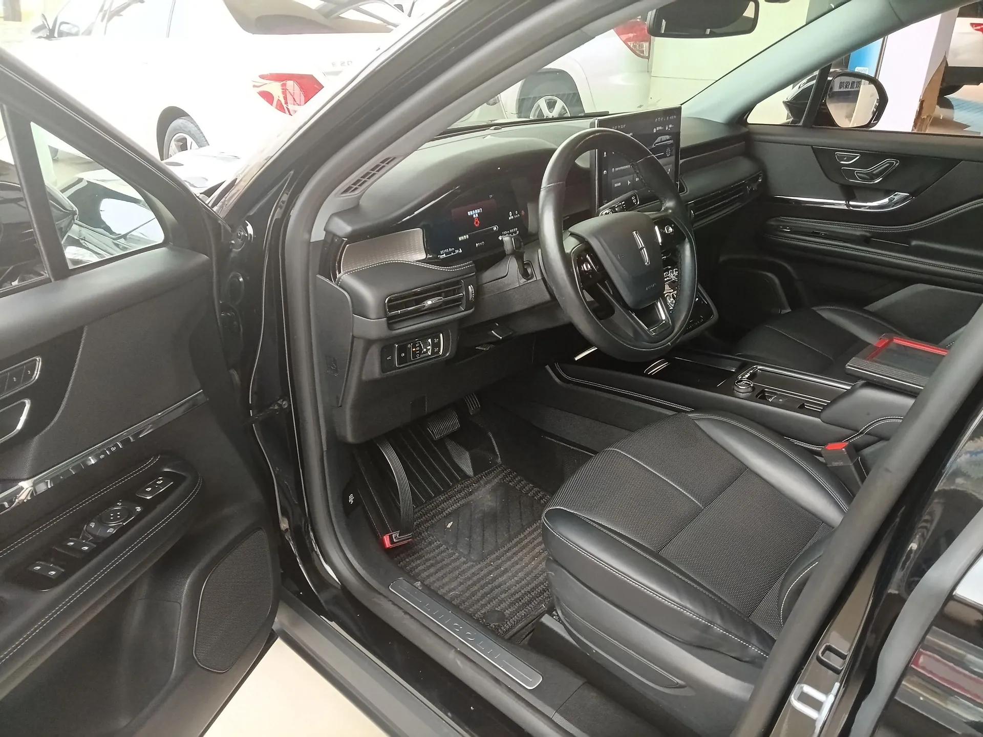 Lincoln Corsair 2022 Revised Version 2.0T Two-Wheel Drive Premium Edition — миниатюра 19