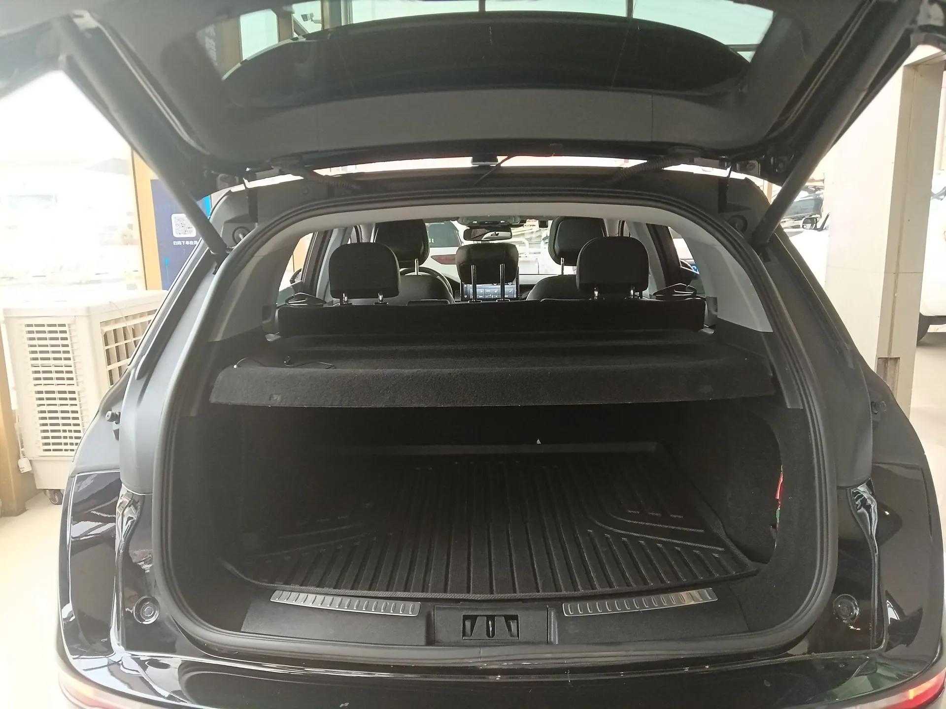 Lincoln Corsair 2022 Revised Version 2.0T Two-Wheel Drive Premium Edition — миниатюра 22