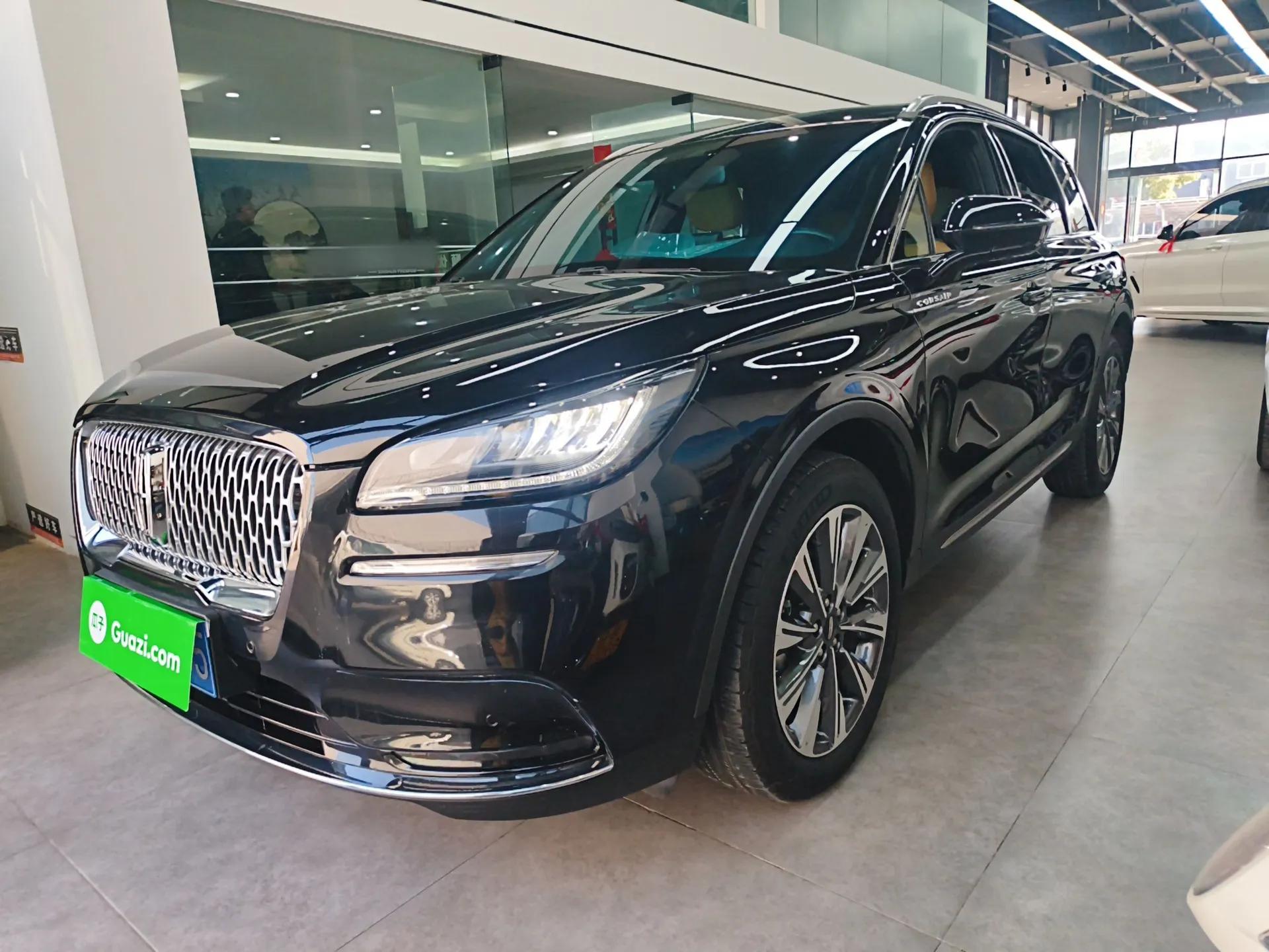 Lincoln Corsair 2022 2.0T Two-Wheel Drive Luxury Edition — миниатюра 1