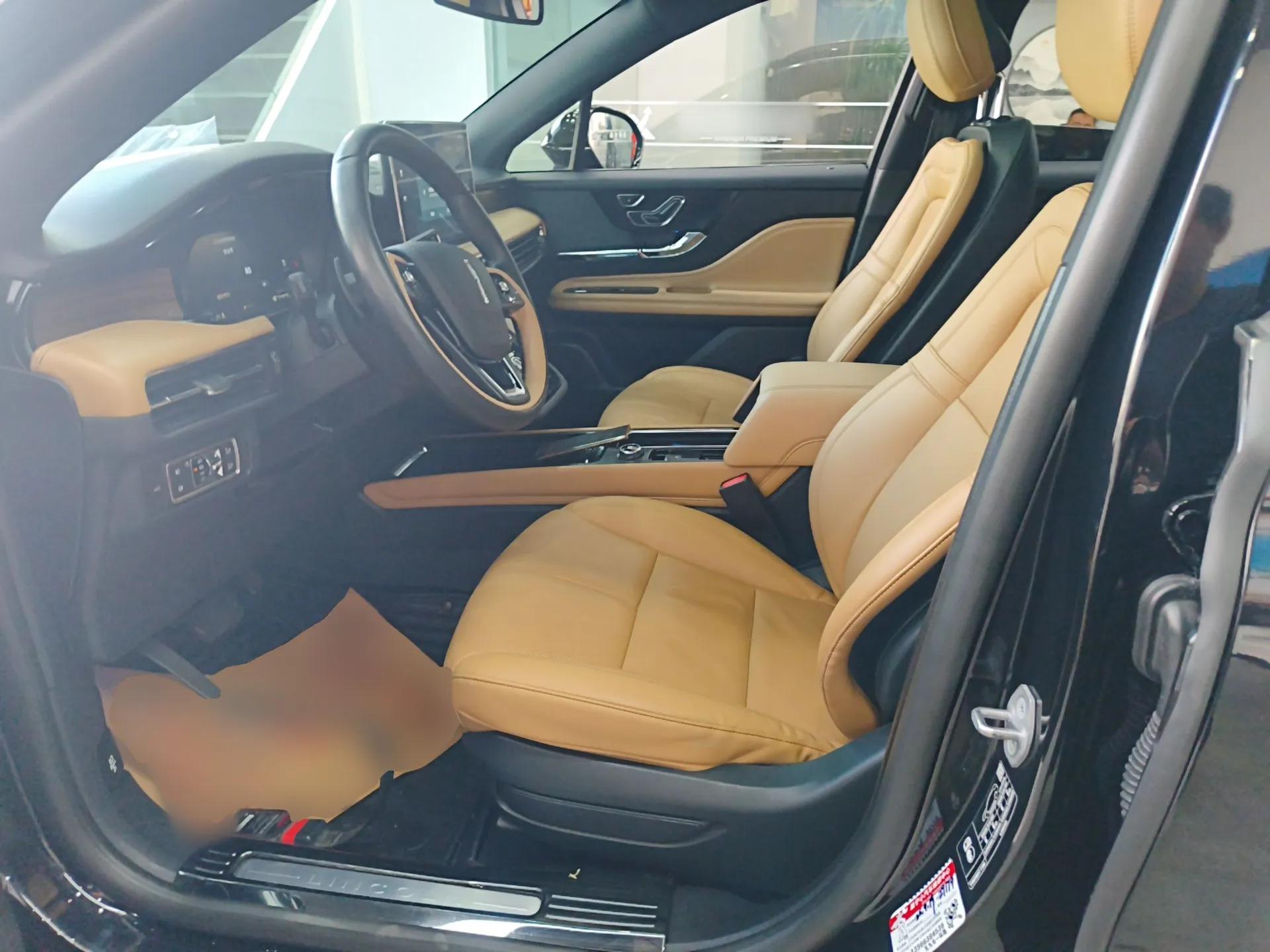 Lincoln Corsair 2022 2.0T Two-Wheel Drive Luxury Edition — миниатюра 16