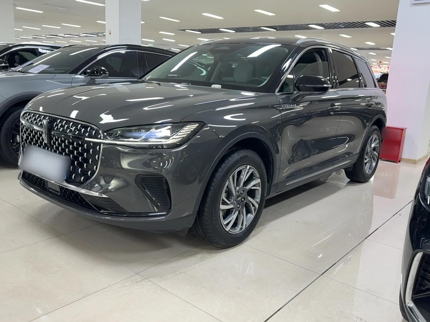 Lincoln Corsair 2023 2.0T Two-Wheel Drive Luxury Edition — миниатюра 1