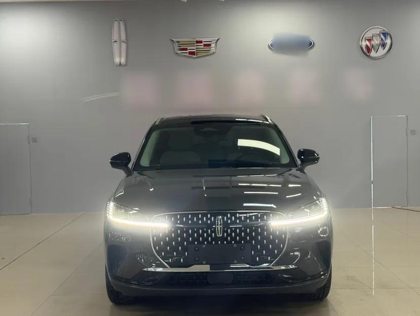 Lincoln Corsair 2023 2.0T Two-Wheel Drive Luxury Edition — миниатюра 2