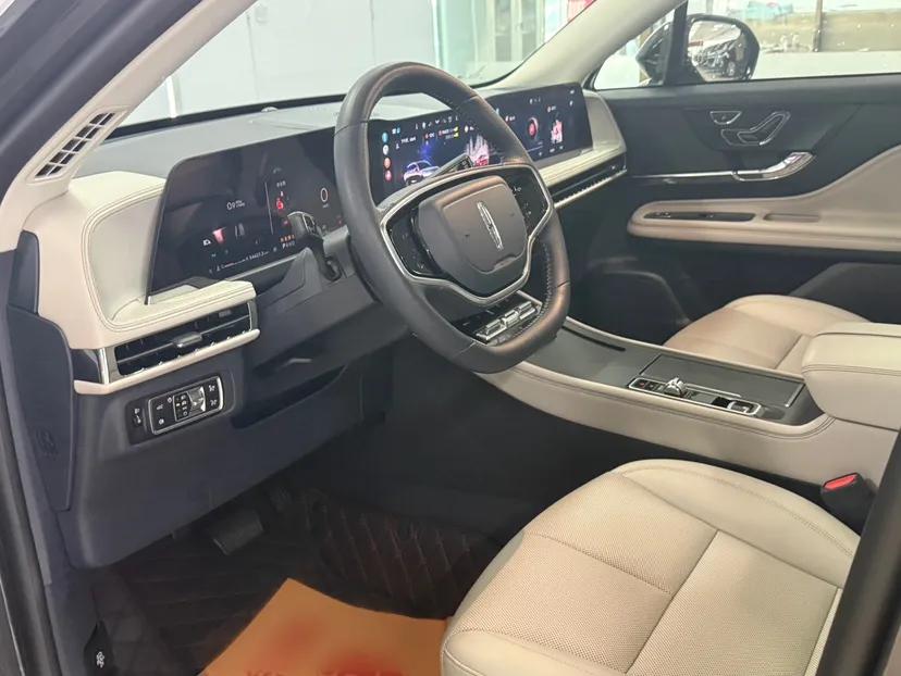 Lincoln Corsair 2023 2.0T Two-Wheel Drive Luxury Edition — миниатюра 13