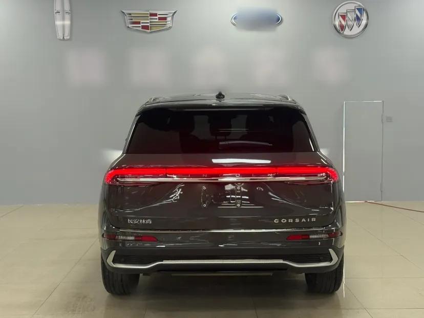 Lincoln Corsair 2023 2.0T Two-Wheel Drive Luxury Edition — миниатюра 5