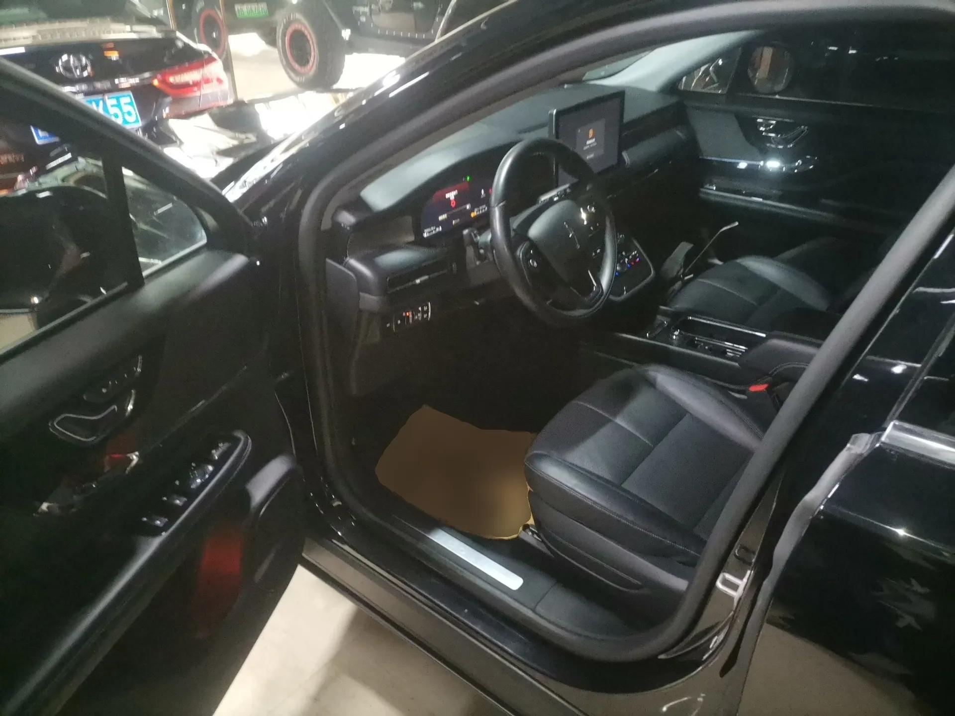 Lincoln Corsair 2022 2.0T Two-Wheel Drive Deluxe Edition — миниатюра 19